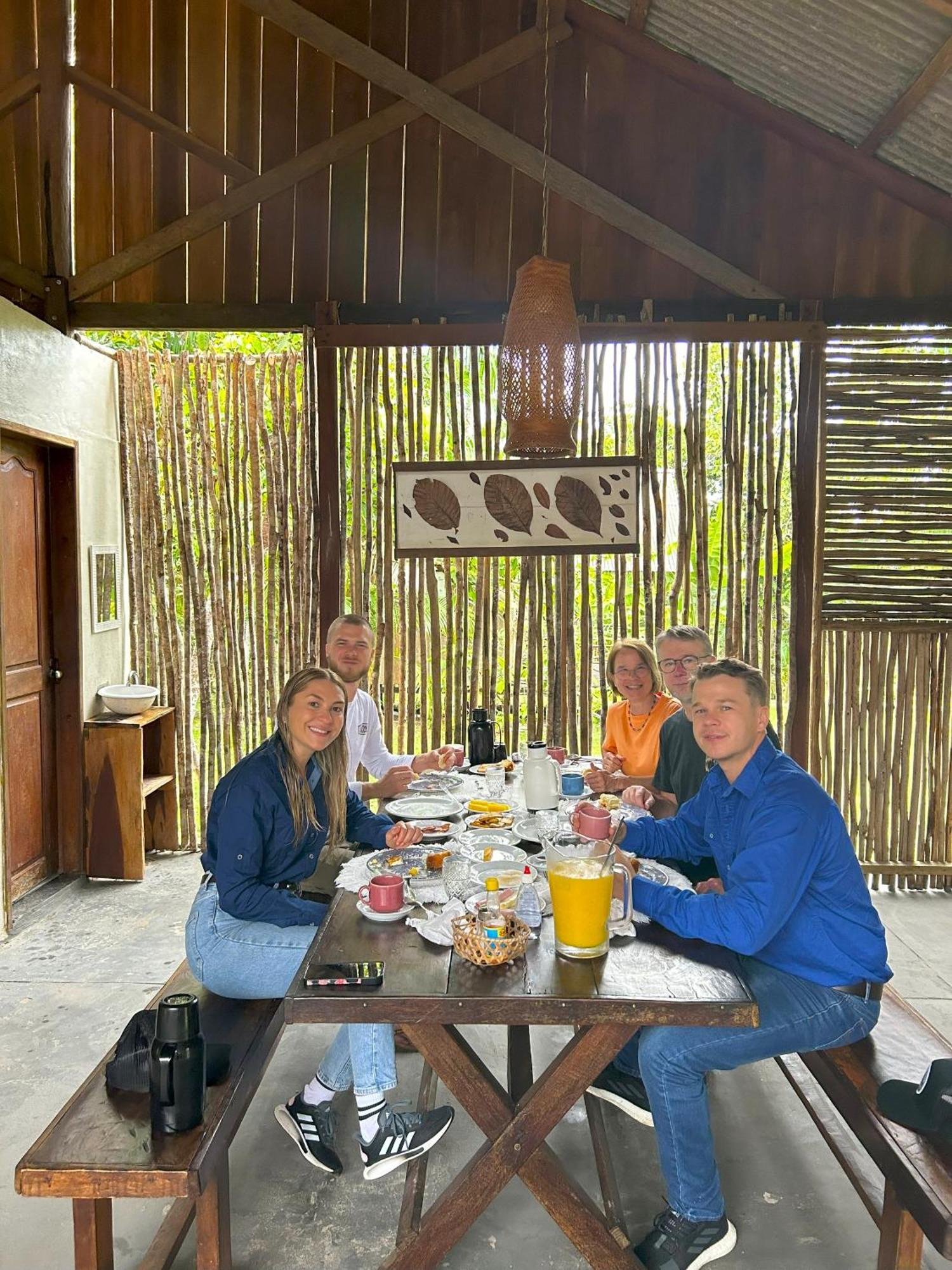 Ponta Poranga Jungle Lodge Manaus Eksteriør billede